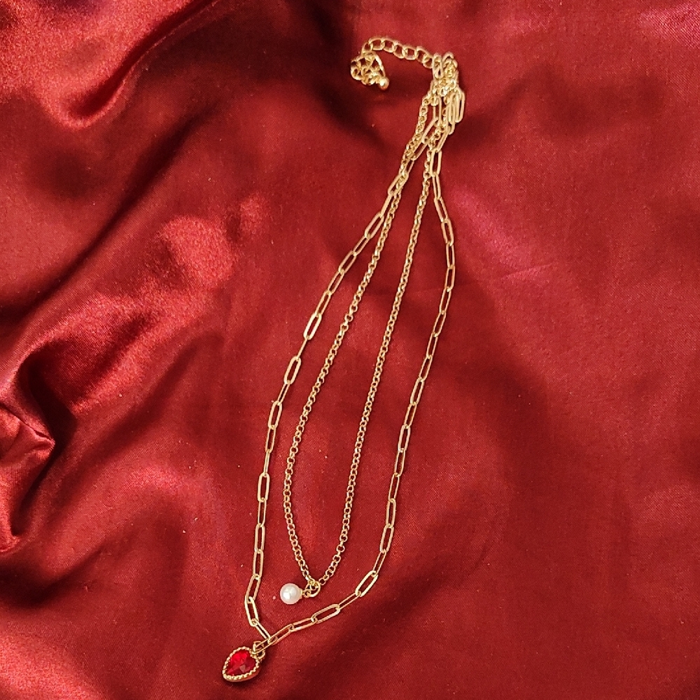 Necklace - Elegant Gold and Red Pendant